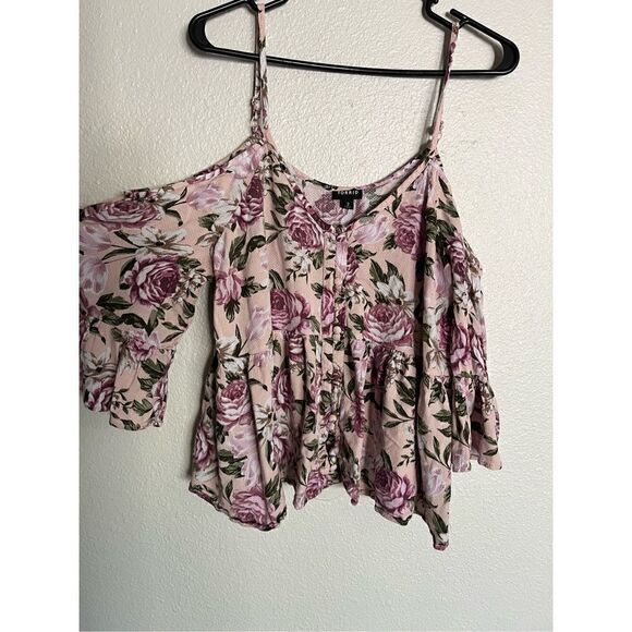 Torrid Blouse  - Picture 3 of 5